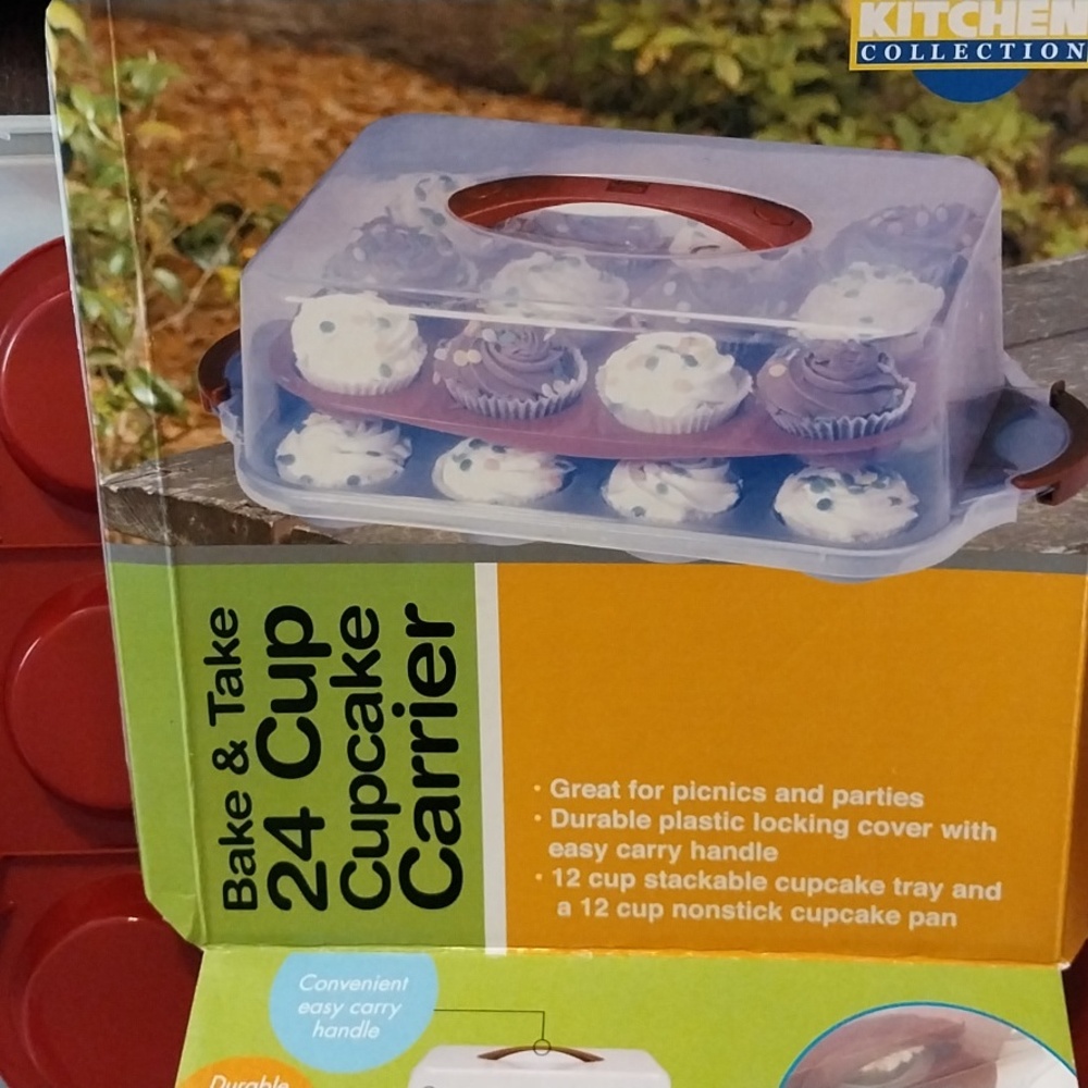 Bake & Take 24 Cup Cupcake Carrier - Purple and Red